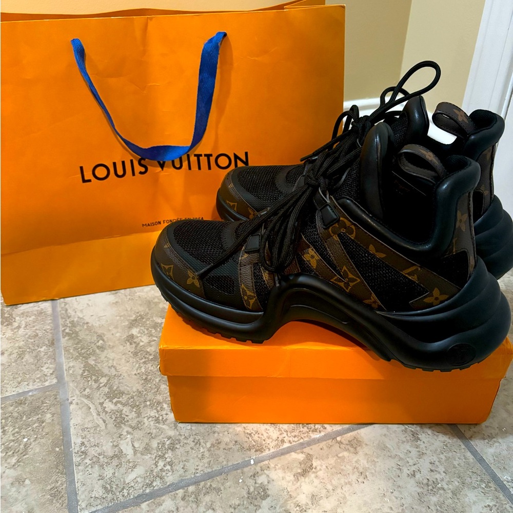 LV Archlight Sneakers 41